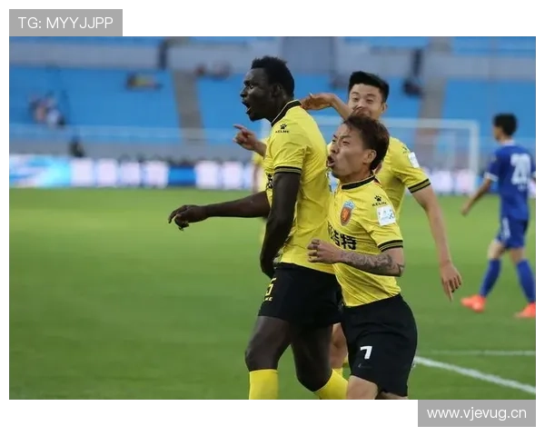 免费观看中甲联赛高清直播视频实时赛事解说精彩回放一站尽享平台 - 副本 (2) 免费观看中甲联赛高清直播视频实时赛事解说精彩回放一站尽享平台 - 副本 (2)